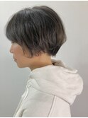 【astar】ショートボブ　耳掛けショート　オリーブベージュ