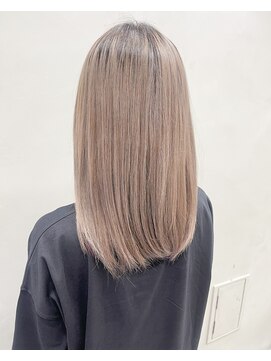 フェリア 松山(Feria) 【Feria松山】透明感ミルクティ☆白石