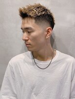 フランクスバーバーリザーブ 人形町店(FRANK’S BARBER RESERVE) かき上げワイルドローフェード y