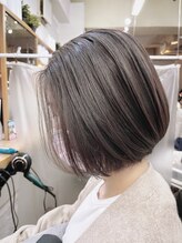 ヘアー アンノウン(Hair Unknown) 前下がりハンサムボブ