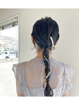 ミルヘアデザイン(mil hair design) ローポニーアレンジ