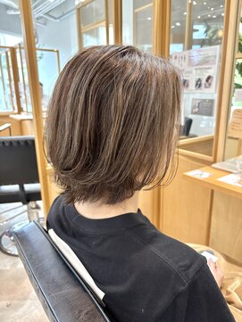 フェリアファム 北千里(FERIA fam) 縮毛矯正/北千里/ショート/ブリーチ/インナー/ボブ/髪質改善