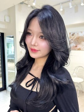 オニキス(ONYX) T48透明感韓国ヘアハッシュカットレイヤーカットロング表参道