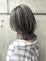 ユキ 八事(yukii) ハイライトカラー 白髪ぼかし 脱白髪染め デザインカラー/八事