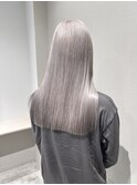 ホワイトグレージュ