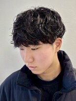 アントバイフィフス 秋田(unt by fifth)&nbsp;秋田メンズパーマ波巻きパーマツイストパーマフェザーパーマ眉毛