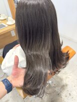 ジジ 宇都宮(Gigi)&nbsp;ダークアッシュ/似合わせカット/大人ガーリー/宇都宮/鶴田