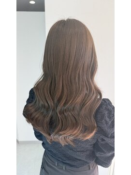 ルネシミズ(Rune shimizu) ブリーチなし赤みのないベージュカラー