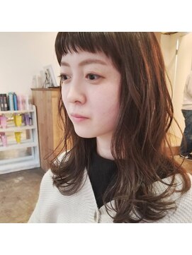 カウチ(Kauti) カジュアルセミロング