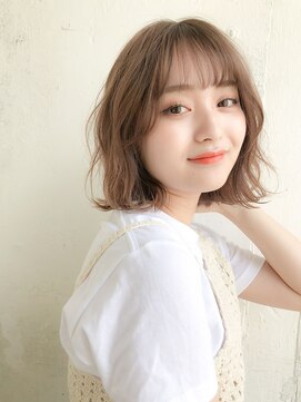 ルティア(Lutia) 切りっぱなしは今でも人気！