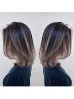 ジゼル(gisele)&nbsp;(小山)ラテ系バレイヤージュ