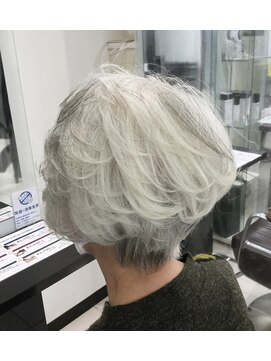 ハンズクルー (Hands Crew) 華やかグラレイヤー