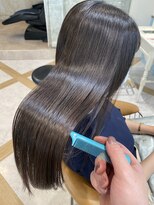 ロンド ストラーダ 心斎橋(Lond strada) シルキーベージュ×グレージュカラー【髪質改善/縮毛矯正】