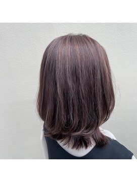 デレディールフィデル(DERE-DIR fidele) くびれヘア★ピンクアッシュカラー