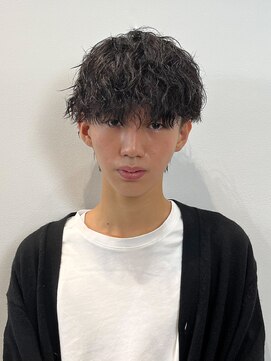 カンゴール サロン トウキョウ セントラル 原宿(KANGOL SALON TOKYO CENTRAL) テテ風シャドウパーマ！