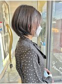 耳かけショートボブ