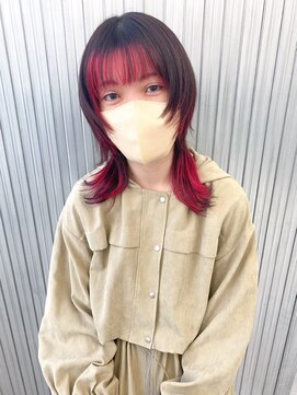 キバ(kva) ▽□□▽ウルフカット×セクションカラー