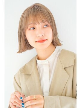 ガリカ 大名(Gallica) 【矢ヶ部】ブリーチでつくる透け感ベージュカラーに外ハネボブ