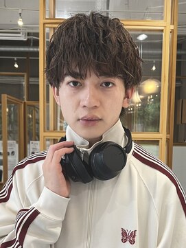 フェリアファム 北千里(FERIA fam) シャドウツイスト