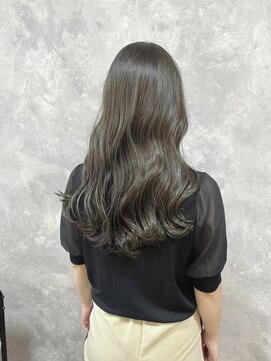 シオ ヘアー デザイン(Sio. hair design) 30代ママさんおすすめ！！お洒落で透明感あるオリーブベージュ