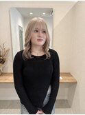ホワイトベージュ