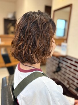 ヴィント(Vint.) 大人カジュアルなウェーブボブ