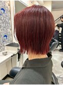 ワインレッドボブ/艶感ストレート/タイトショートボブ/ツヤ感