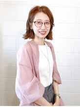 ビィシャイン 社店 藤井 真衣