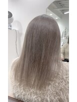 リエート 四条河原町(Lieto) ハイトーングレージュダブルカラー透明感10代20代