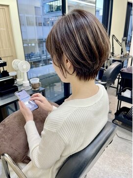バッカ(BACCA) 小顔見え大人ショートボブ