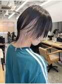 ホワイト×ウルフカット