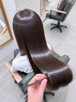 ホロ(holo-)&nbsp;ロング艶髪ストレート｜30代