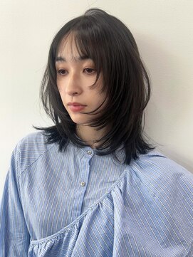 ロン(ron) 赤みを消したアッシュブラウン/透明感カラー/鎖骨ミディアム