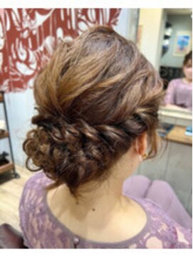 ルアナ 浦和店(Luana) ☆シニヨンアレンジ☆