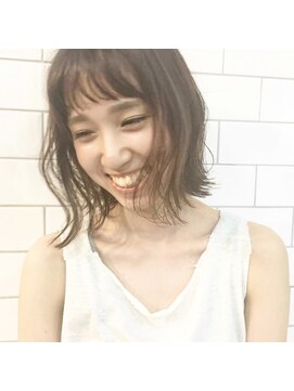 エマ 谷山店(EMMA) ブランジュ ベージュカラー ボブ 切りっぱなしボブ