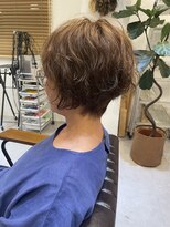 チリンバイロストシティー(Chillin by LOSTCITY)&nbsp;ショートウェーブパーマスタイル