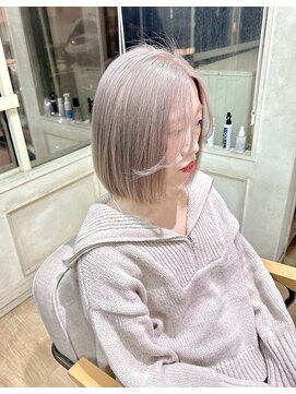 ランプ ヘアー(lamp hair) ケアブリーチ使用/ホワイト系ミルクティー