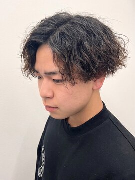 ソレイユ バイ アルフレッド(SOLEIL by alfRed) 刈り上げ　センターパート　ツイスト/スパイラル