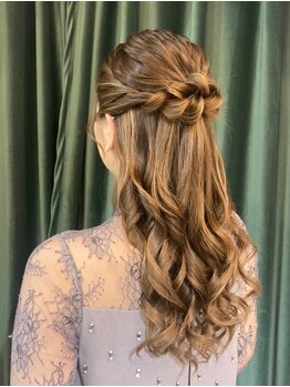 ヘアアレンジメント ボガスティーズ 川崎店(Hair arrangement Vogusty's)の写真/【オールシーズンOK♪】卒業式、入学式、ブライダル、同窓会など…30分で叶う崩れ知らずの安心な技術！