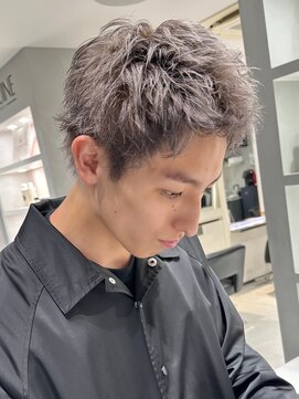 ジャン クロード ビギン 表参道店(JEAN CLAUDE BIGUINE) スパイキーショート + ハイトーン