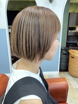 カザック(kazak) ハイライト+マッシュボブ