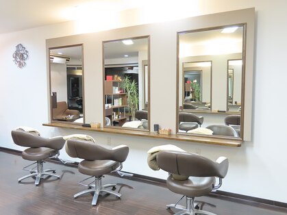 ヘアー メイク ラジック 砥堀店(Hair Make RASIC)の写真