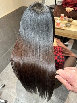 セントラル 三宮店(central) 【神戸三宮】黒髪ボブルフネビージュ小顔ワンレン