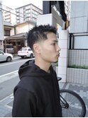 スパイキーショート　スキンフェード