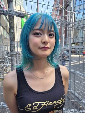 ポイントファイブバイソレイユ 豊橋駅前大通店(.5 by SOLEIL) ミディアムレイヤー顔まわりレイヤーブリーチターコイズブルー