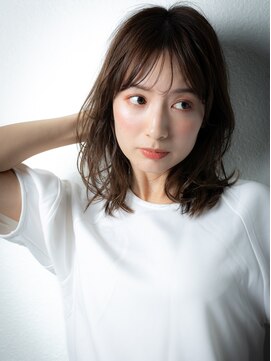 カバーヘア イヴ 戸頭店(COVER HAIR EVE) グレーブラウン小顔ミディアムレイヤースタイルz戸頭30代40代