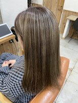 ノーム 横浜(NORM)&nbsp;白髪ぼかしハイライトカラー