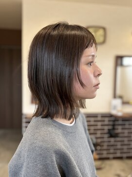 ヴィント(Vint.) ショートバングのフェイスレイヤーロブ