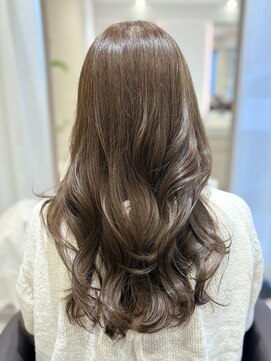 アンベリールフルー(EMBELLIR fleur) 5.6月おすすめ♪爽やかオリーブアッシュヘア|30代|40代|50代