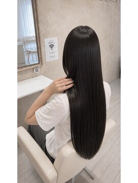 チャーム ヘア リゾート(charm hair resort) 絹髪縮毛矯正スタイル
